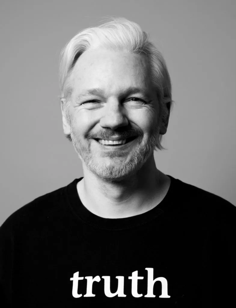 Ad Assange il Premio per i paladini della libera informazione | Rec News dir. Zaira Bartucca