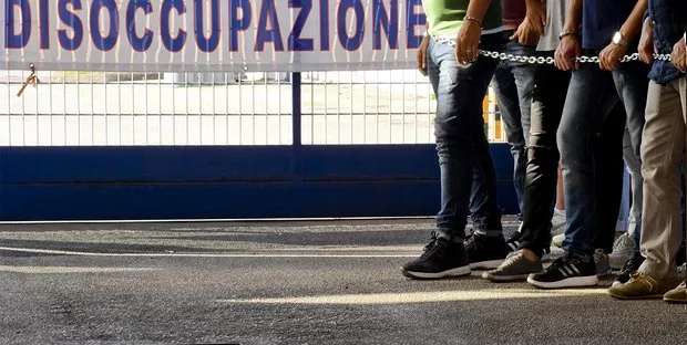 Migranti irregolari nei campi, “Sconsiderati, avviate al lavoro i percettori di Rdc” | Rec News dir. Zaira Bartucca