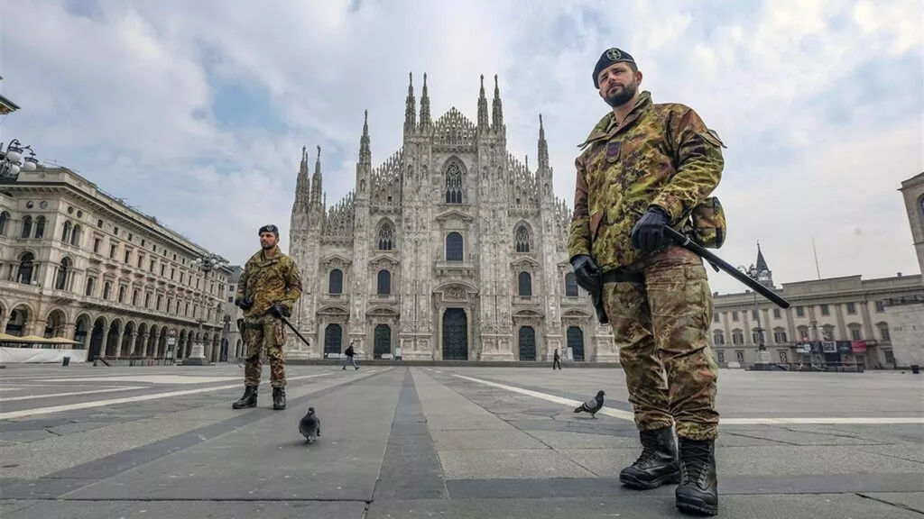 Da zona rossa a nemico invisibile, le parole belliche che tentano di legittimare la fine dello stato di diritto | Rec News dir. Zaira Bartucca