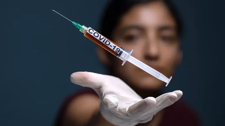 In Legge di Bilancio quasi 300 milioni per i danneggiati da vaccini. Ma non erano sicuri? | Rec News dir. Zaira Bartucca