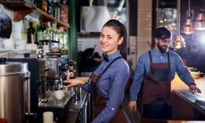 Barman, camerieri, hostess, lavoratori dello spettacolo. Un portale ora li aiuta a trovare lavoro | Rec News, direttore Zaira Bartucca