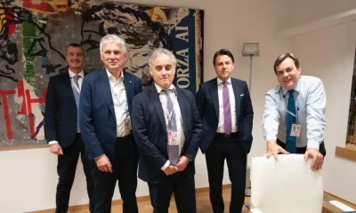 La delega ai servizi al facilitatore che piace anche ai renziani | Rec News direttore Zaira Bartucca