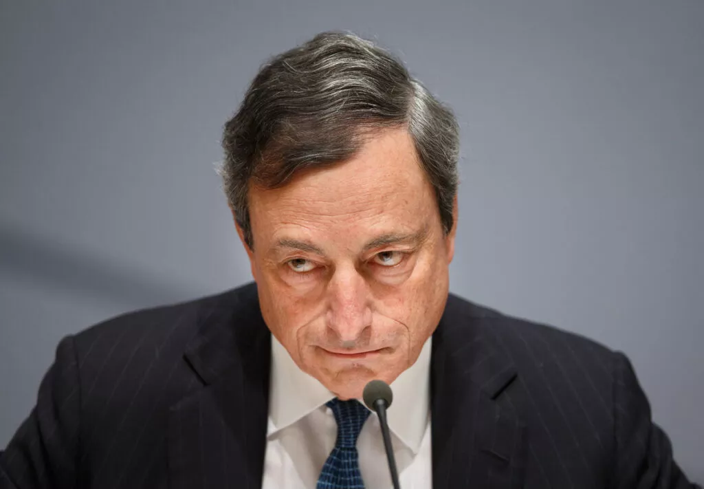 Draghi esercita il "golden power", ma per i vaccini | Rec News direttore Zaira Bartucca