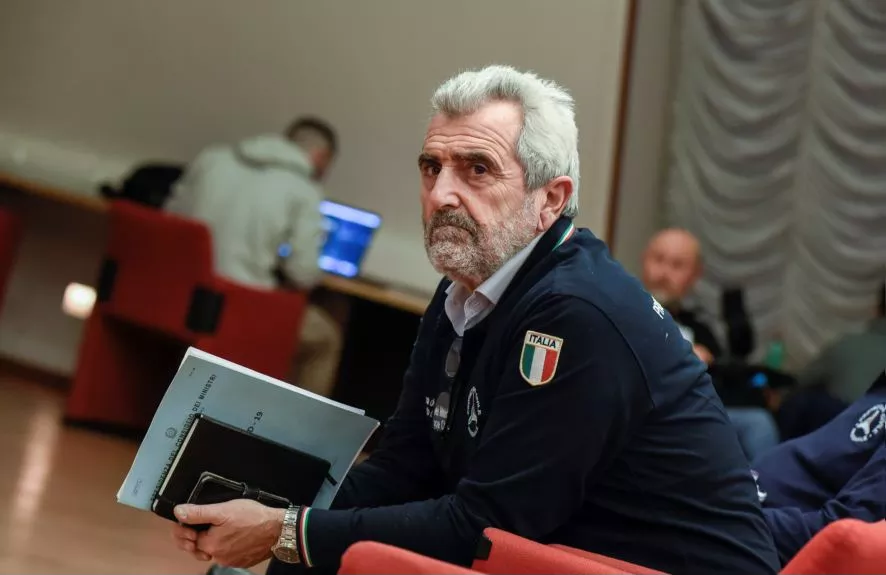 Miozzo shock: "Esercito in strada se si vuole riaprire e poteri delle regioni accentrati dal governo" | Rec News direttore Zaira Bartucca