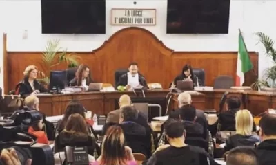 Processo Xenia, il momento della requisitoria: "A Riace cattiva gestione dei fondi, prestanomi e sistema clientelare" | Rec News dir. Zaira Bartucca