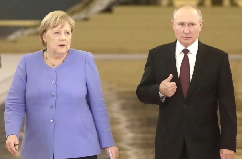Conto alla rovescia per il vertice Putin-Merkel | Rec News dir. Zaira Bartucca