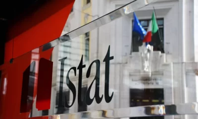 La dichiarazione sibillina del presidente dell'Istat: saremo la metà | Rec News dir. Zaira Bartucca