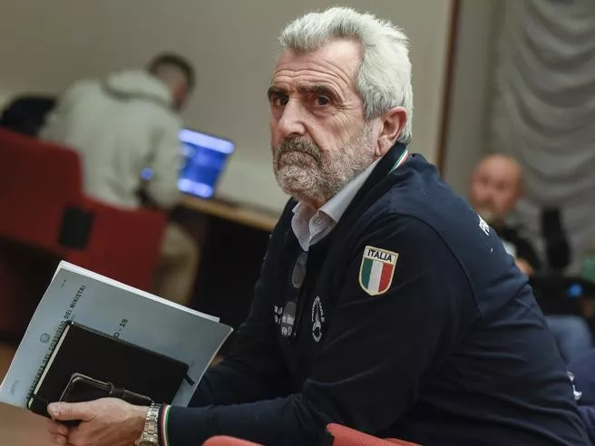 Intervista | Miozzo lancia la pietra e poi nasconde la mano: "Arrestare i Novax? Non l'ho mai detto" | Rec News dir. Zaira Bartucca