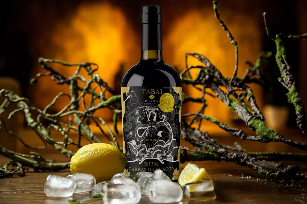 Tra storia e leggenda, la nascita dei pregiati Rum Tabai del Diablo Cojuelo e Garras de Dragon