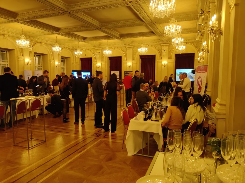 Il vino italiano protagonista a Praga con l'Italian Wine Emotion | Rec News dir. Zaira Bartucca
