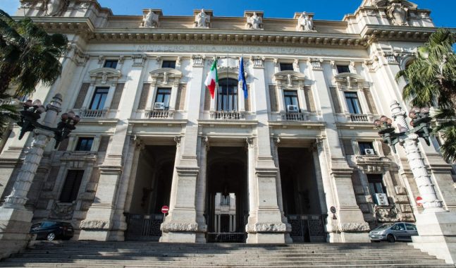 Edilizia scolastica, stanziati 936 milioni per 399 istituti. Gli interventi regione per regione | Rec News dir. Zaira Bartucca