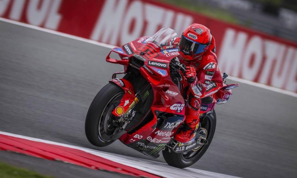 MotoGp, Marc Marquez vince gara sprint ad Assen. Quinto Bagnaia